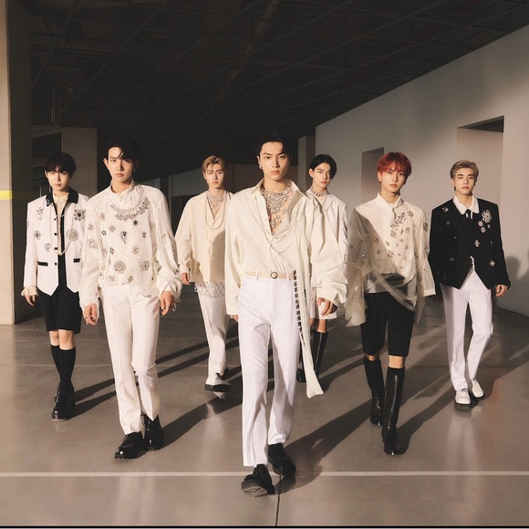 Meet your Posher, Yuri - Picture 2 of 2